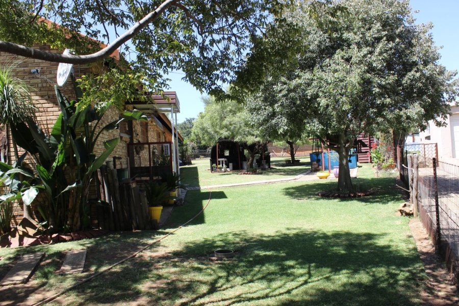 4 Bedroom Property for Sale in Deneysville Free State